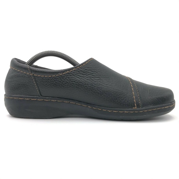Clarks Collection Button Slip-On Flats Loafers - Picture 2 of 8